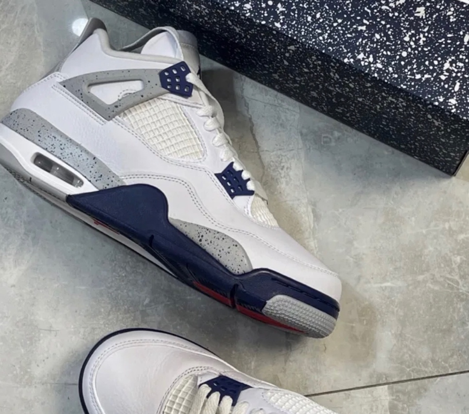 Nike Air Jordan 4 Retro Midnight Navy - 7