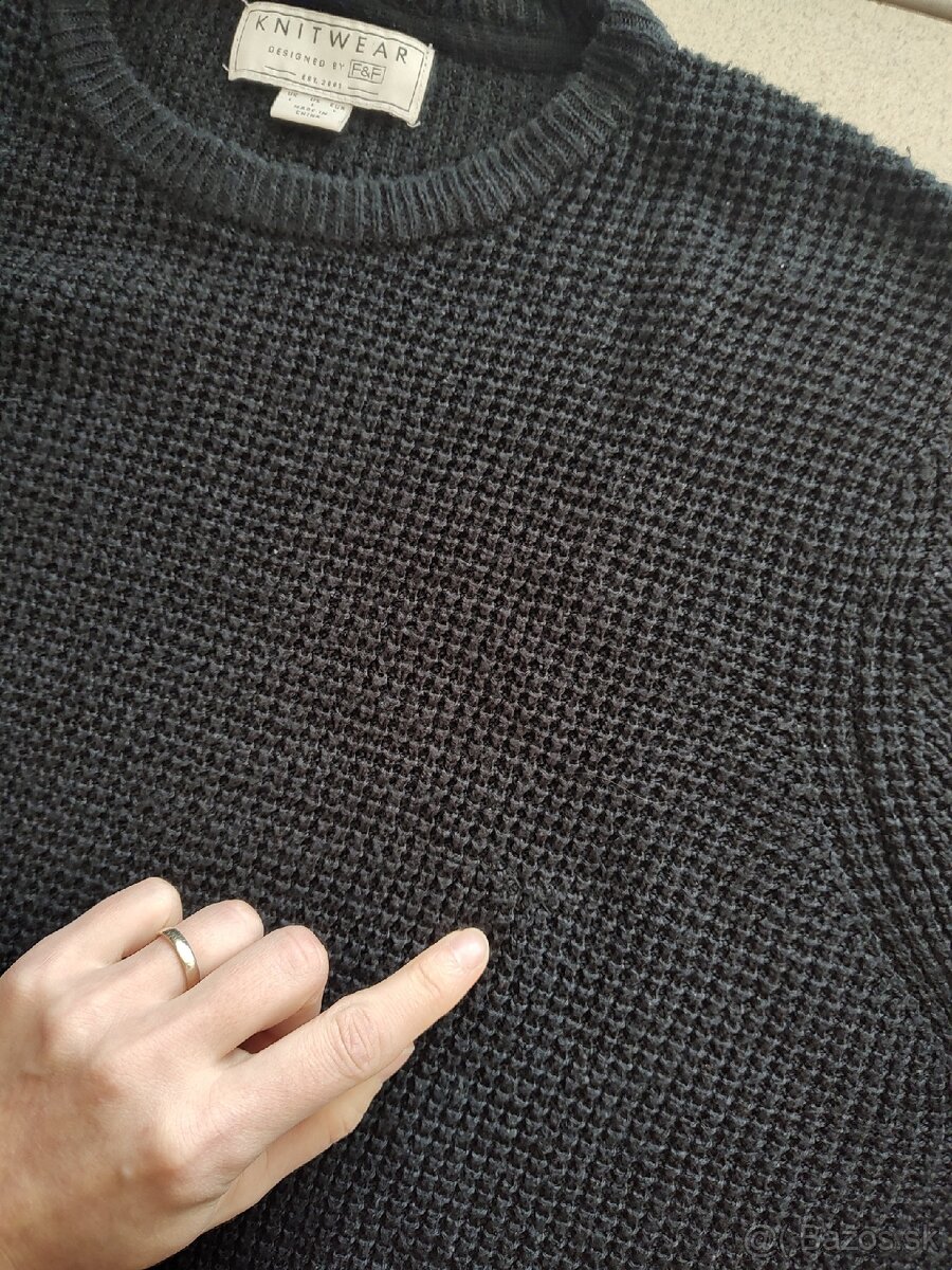 Pánsky čierny sveter F&F - 7