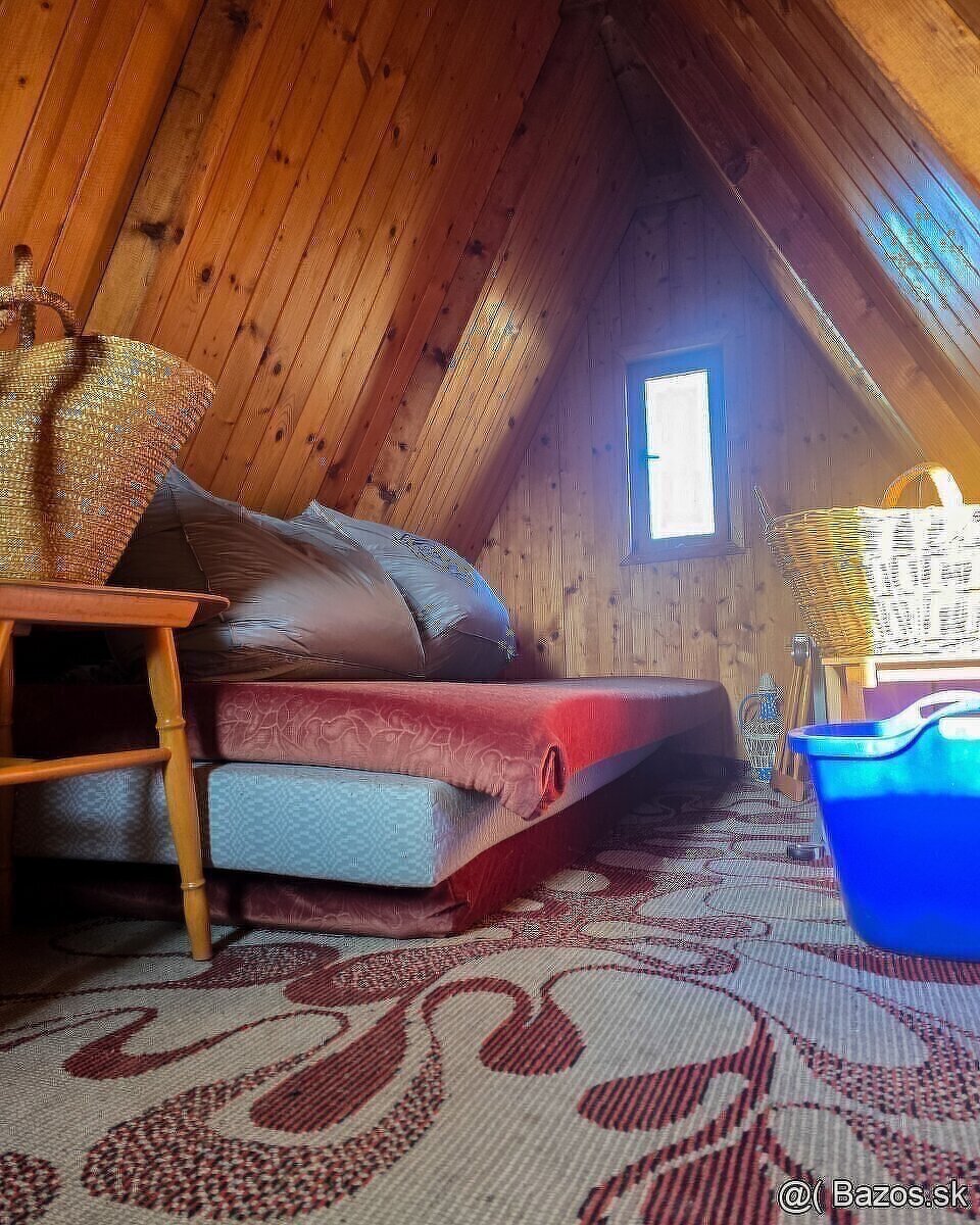 Útulná záhradná chatka - 7