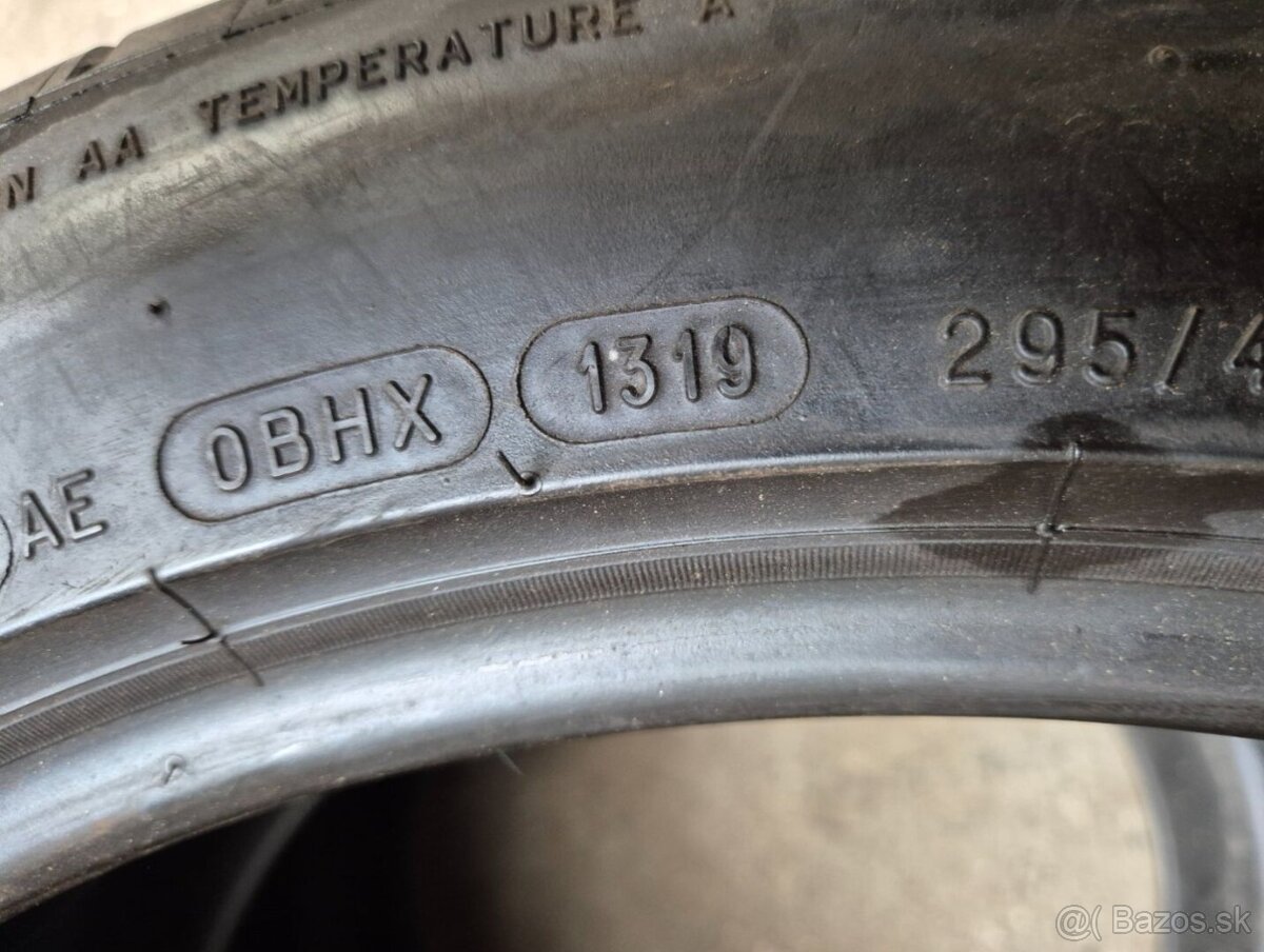 295/40 r20 letné 2 ks MICHELIN dezén 5 mm - 7
