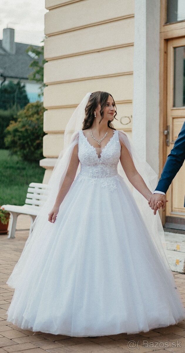 Svadobné šaty plus doplnky - 7