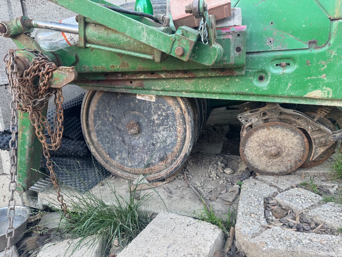 Disková sejačka john deere - 7