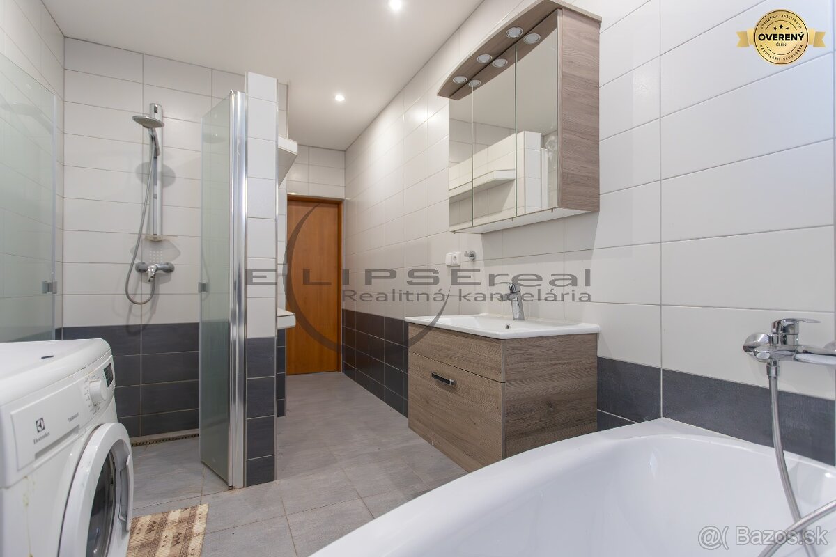 NA PREDAJ dva rodinné domy s tromi byt. jednotkami v Stupave - 7