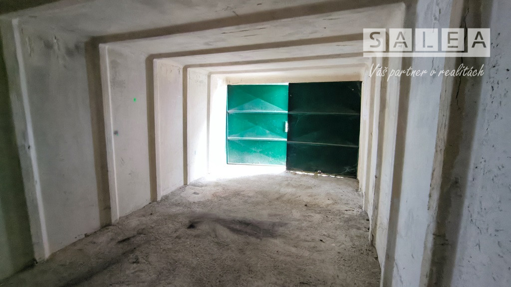 SAMOSTATNE STOJACA GARÁŽ, 18m2, ŽILINA - KOMENSKÉHO - 7