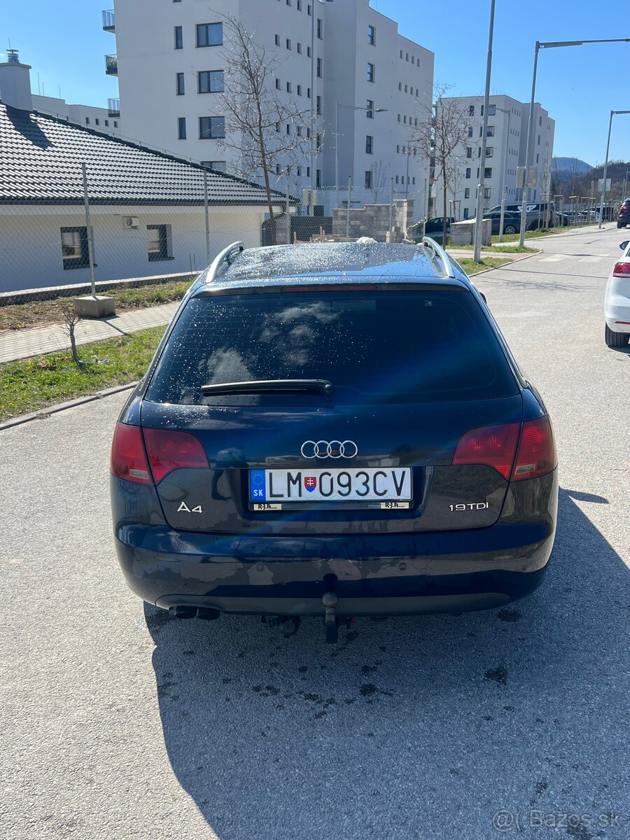 Audi A4 B7 - 7