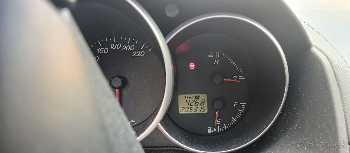 Predám mazdu 3 1,6 s - 7