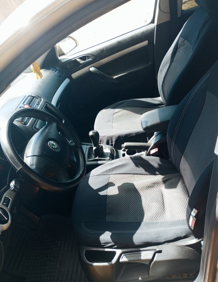 Predám Škoda Octavia 2 - 7