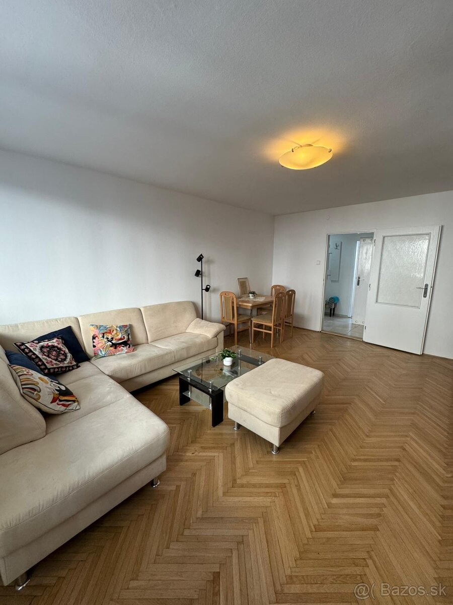 3 izb. byt, MEDENÁ ul. - 7