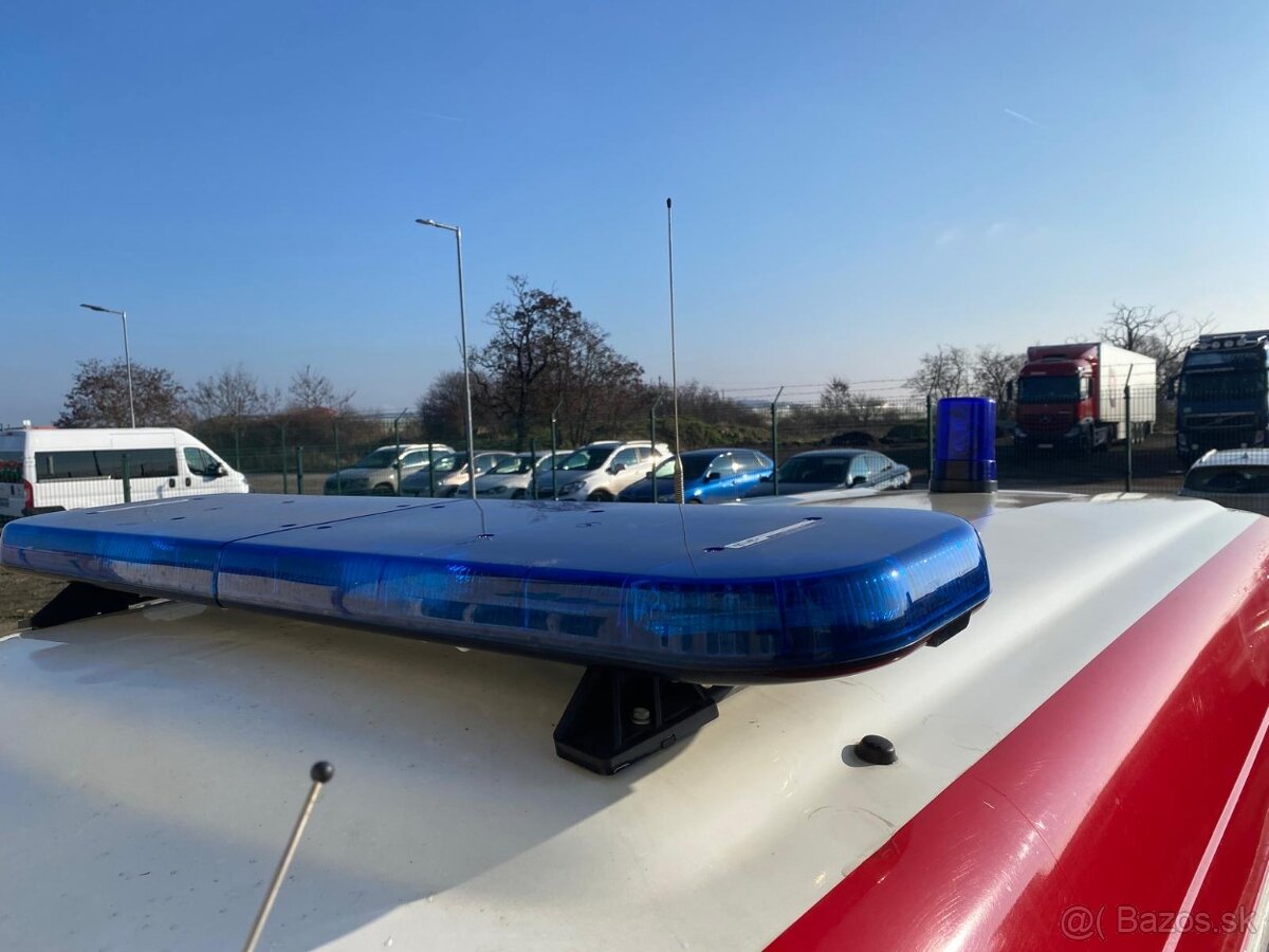 NISSAN PATROL WAGON 1995 VIN 886 - 7