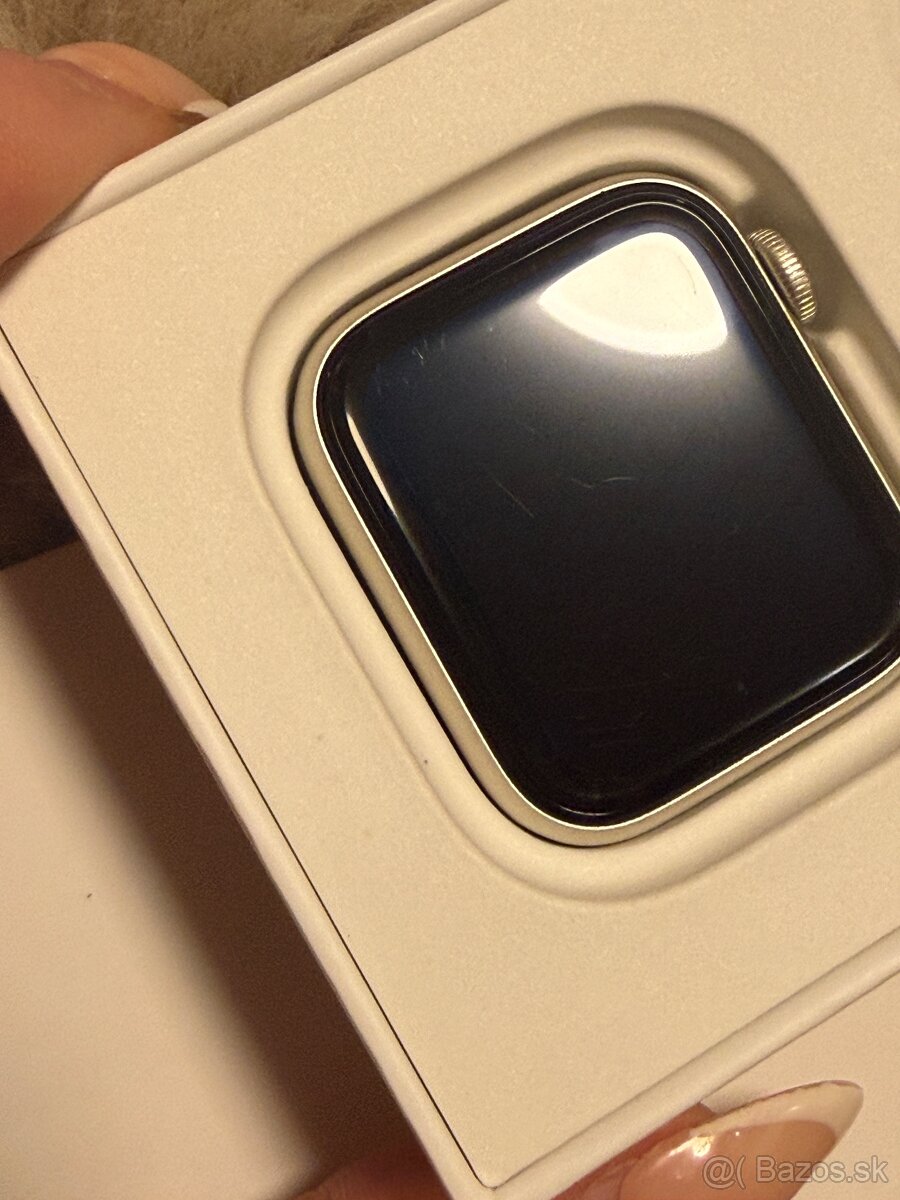 Apple Watch SE 2022 40mm - 7