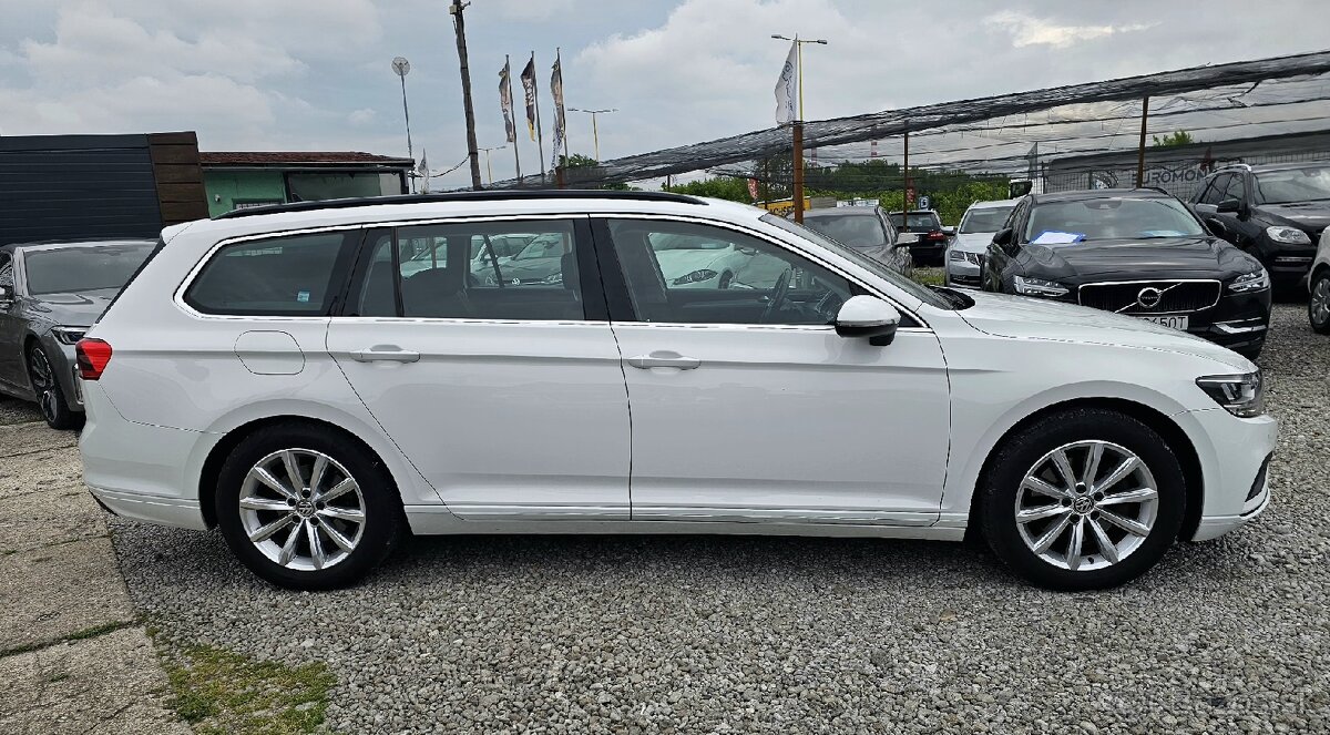Volkswagen Passat Variant 2.0 TDI Elegance DSG Facelift - 7
