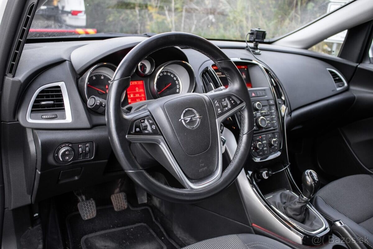 Opel Astra ST Cosmo 81kW 2015 - 7