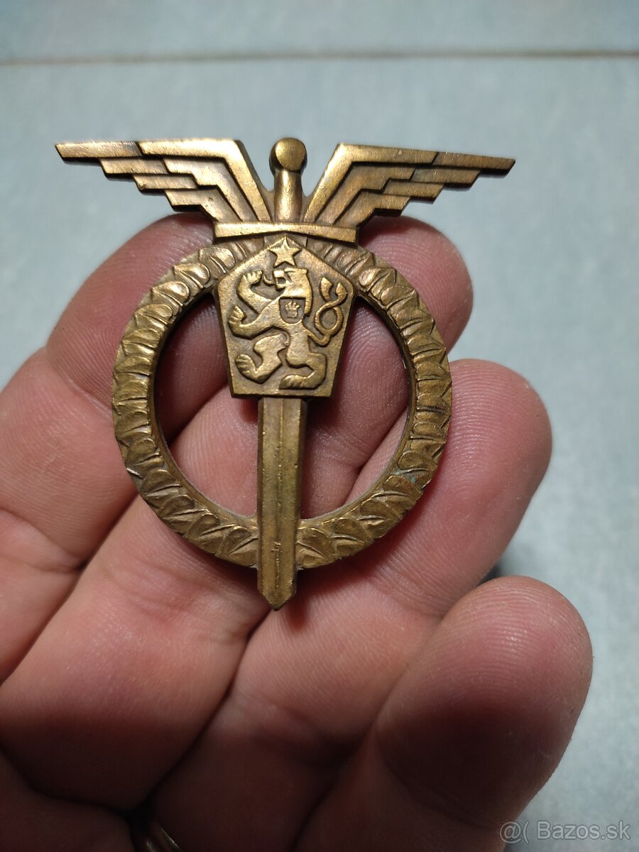 2 letecké odznaky pilot CSLA - 7