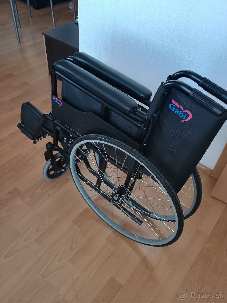 Skladací invalidný vozík - 7
