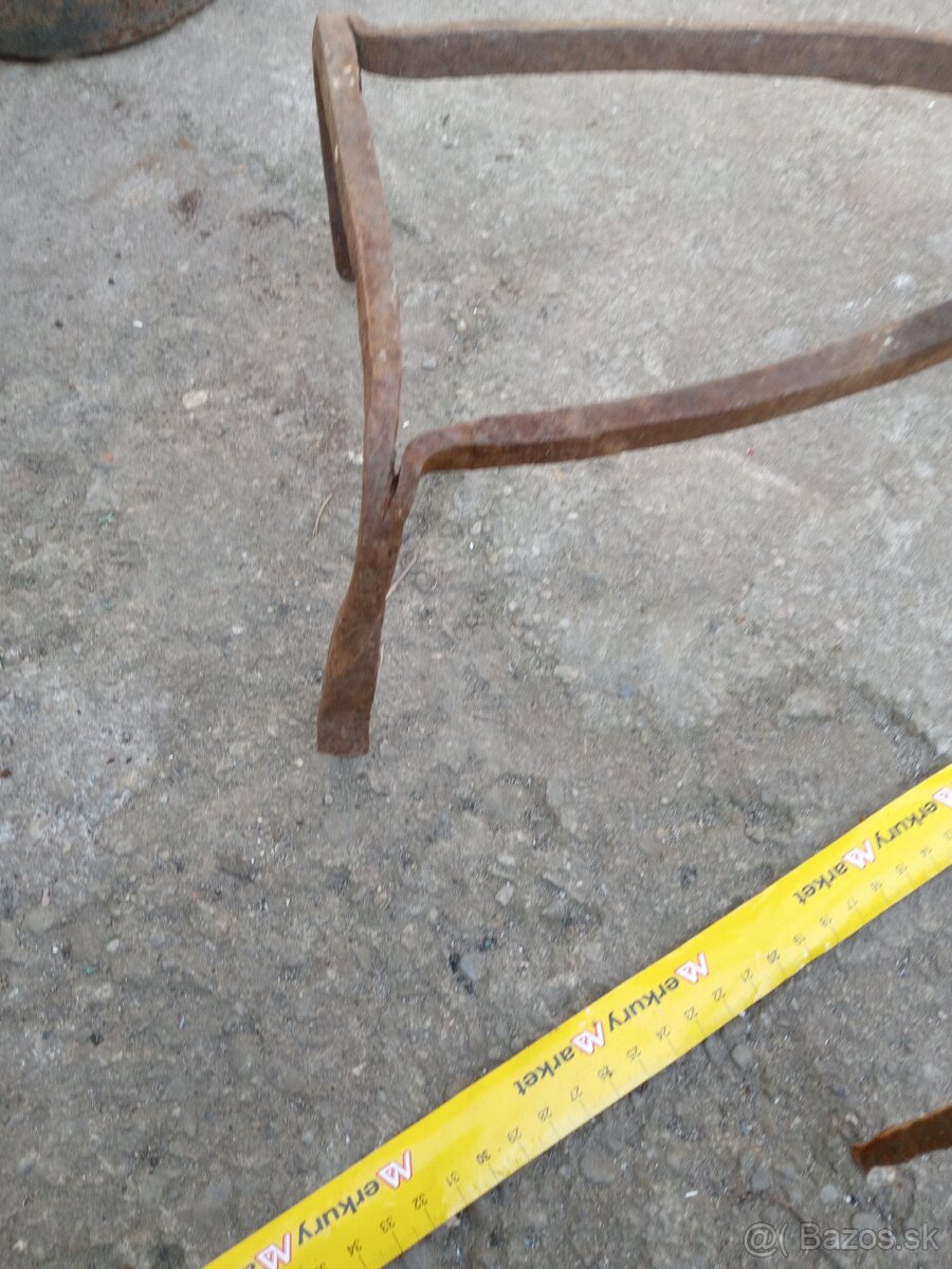 podnos pod hrnce . - 7