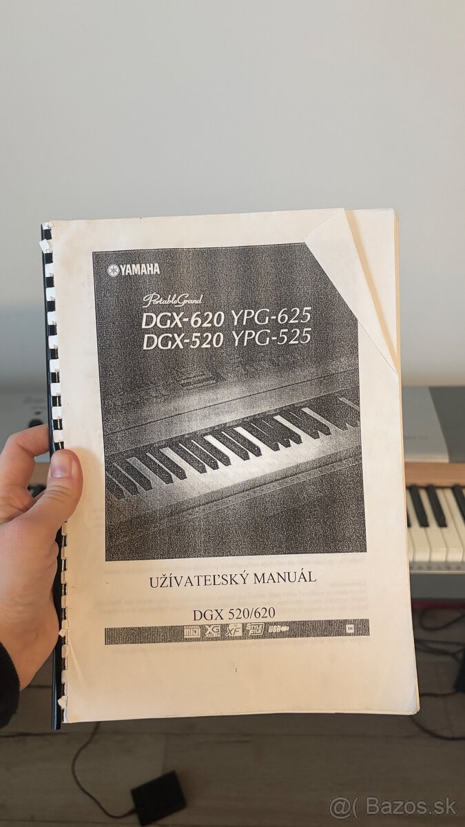Digitálny klavír Yamaha DGX 620 - 7