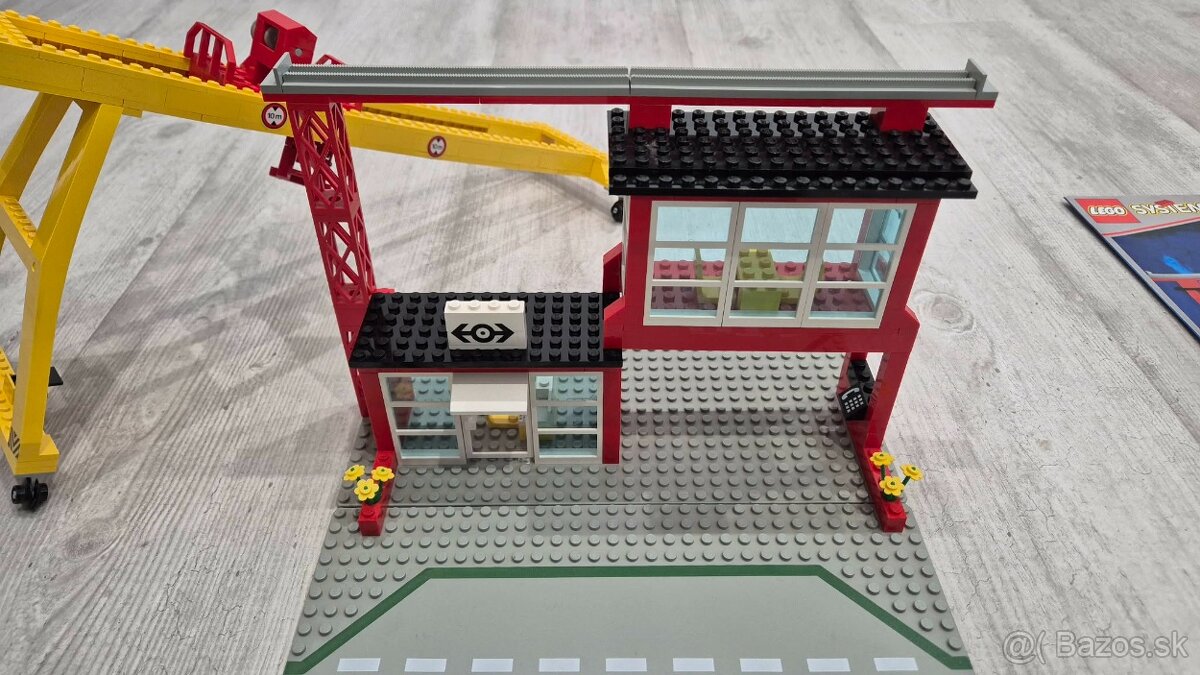 LEGO 4555 9V Train - Cargo Station - 7