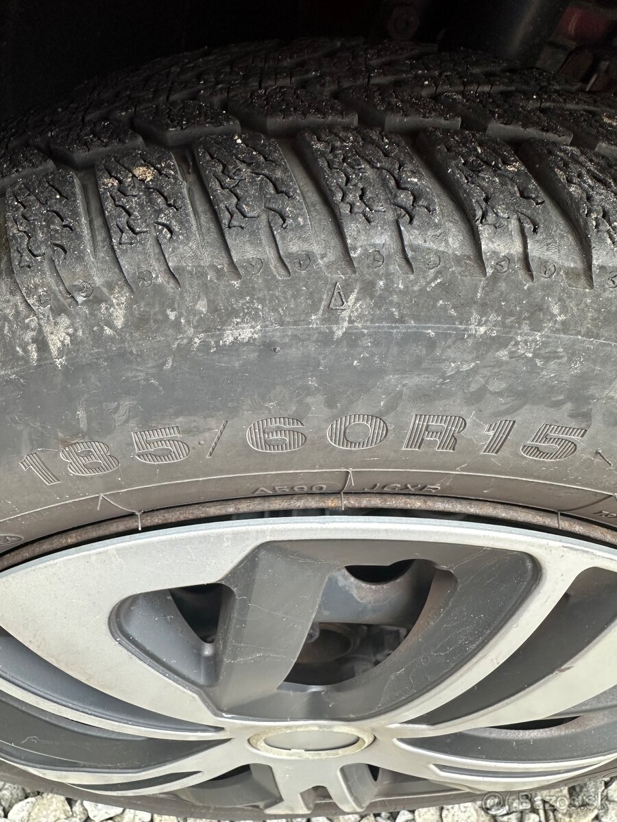R15 skoda fabia zimné - 7