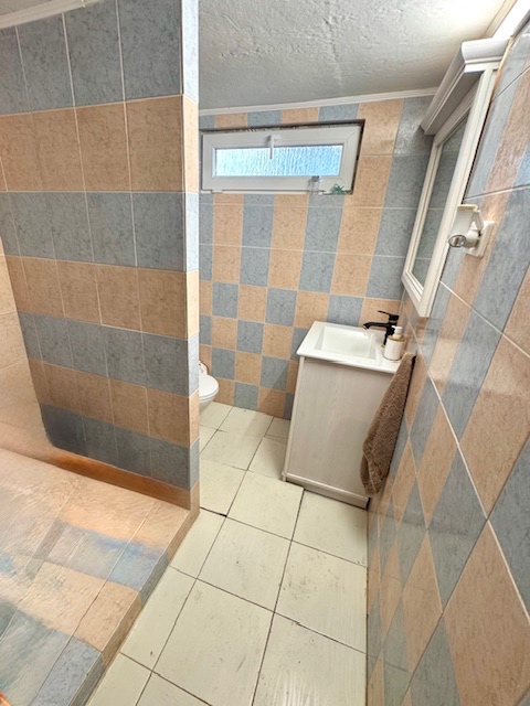 Na predaj murovaná chatka na celoročné bývanie - 7