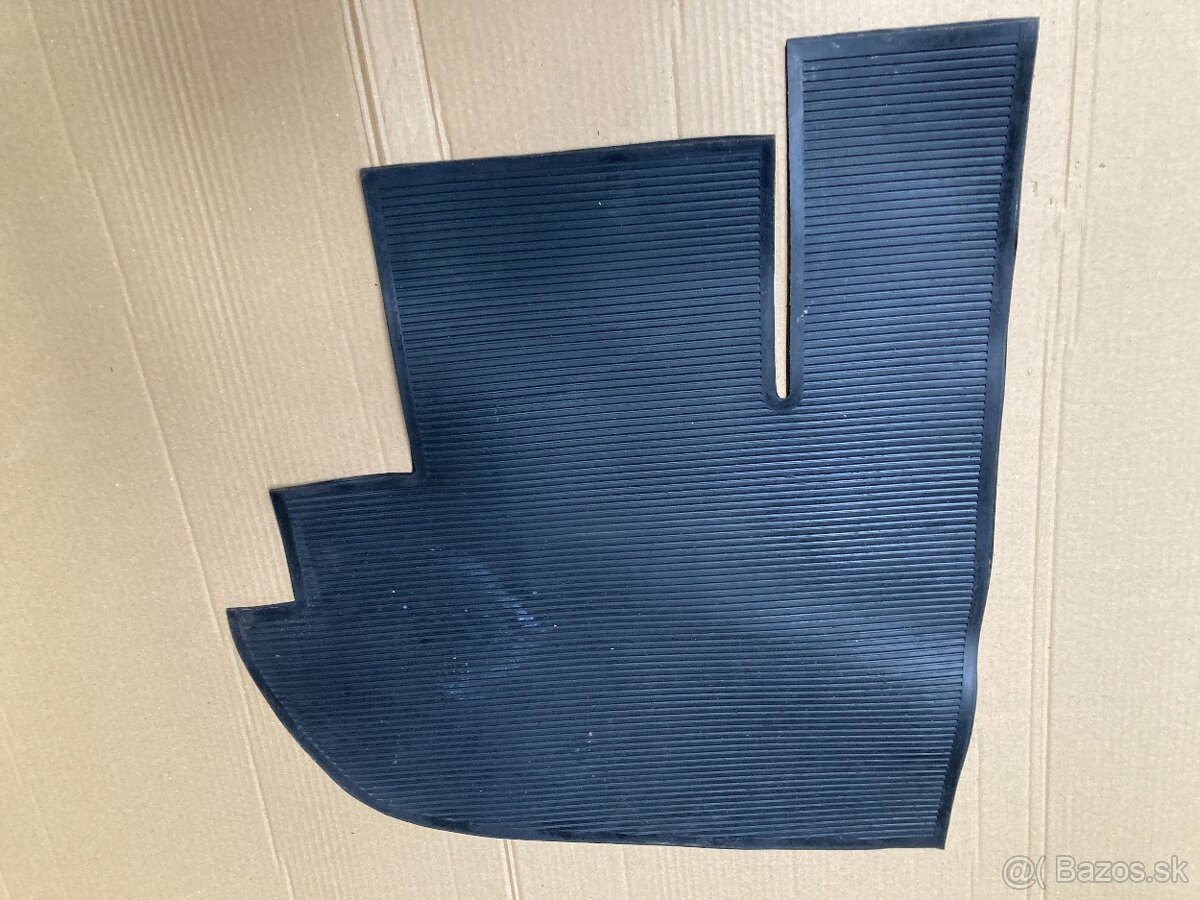 Uaz 452, sanitka, buchanka, valník - 7