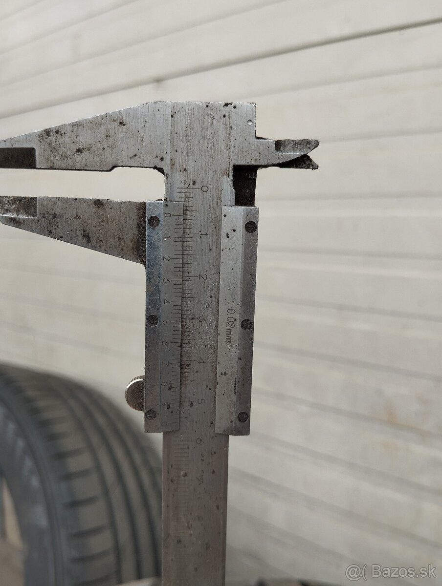 Pneumatiky 235/50 r19 - 7