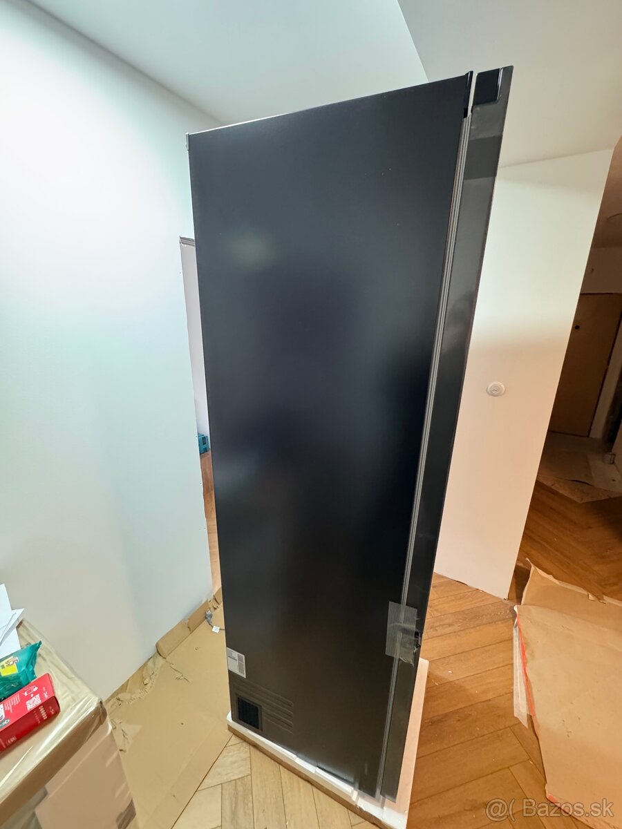 nová chladnička s mrazničkou - 7