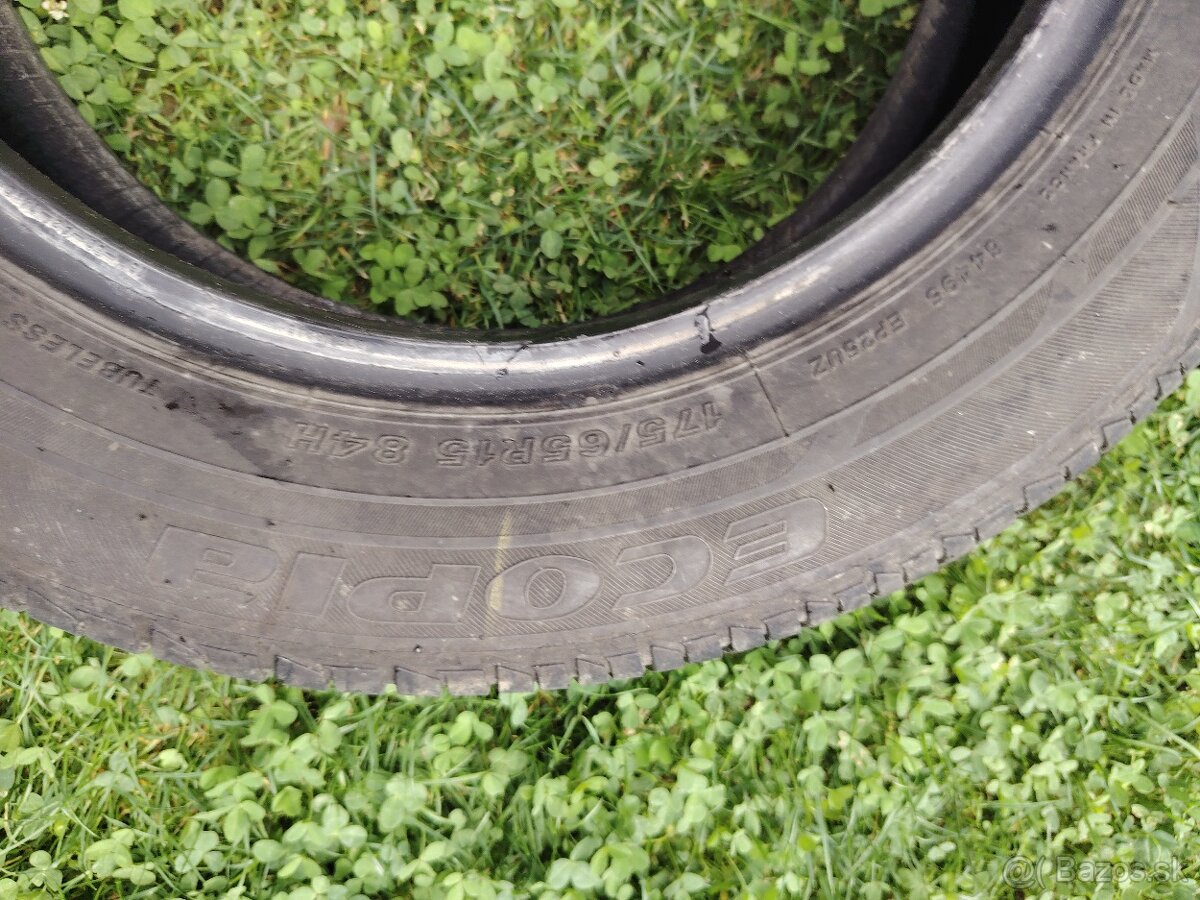 Predám Pneu 175/65R15 84H leto - 7