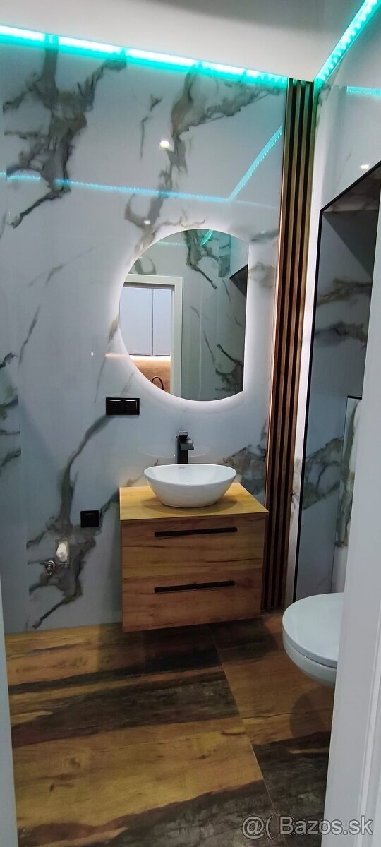 Prenájom bytu na námestí - 7