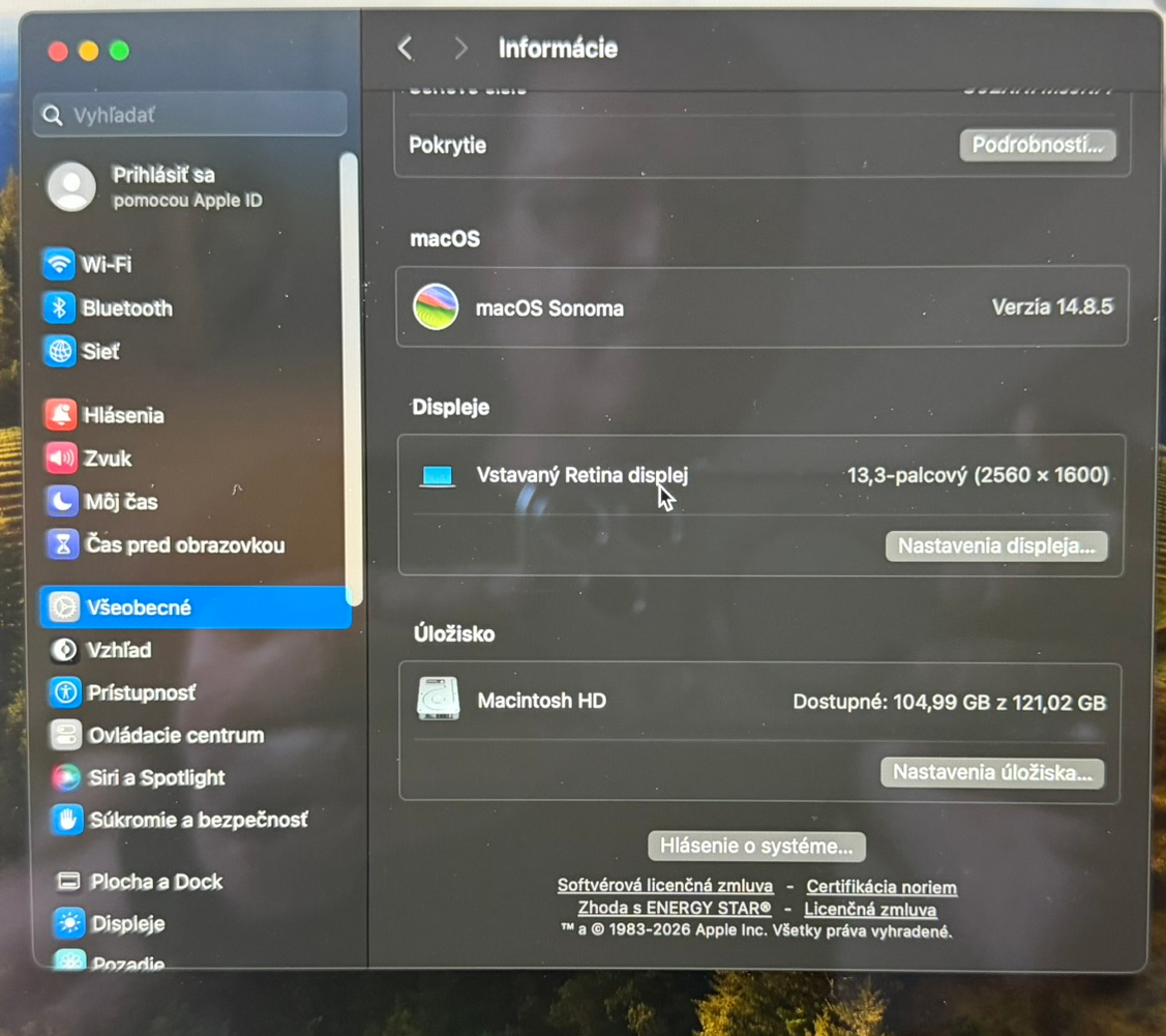 Apple MacBook Air Intel Core i5 8GB RAM 128GB SSD - 7