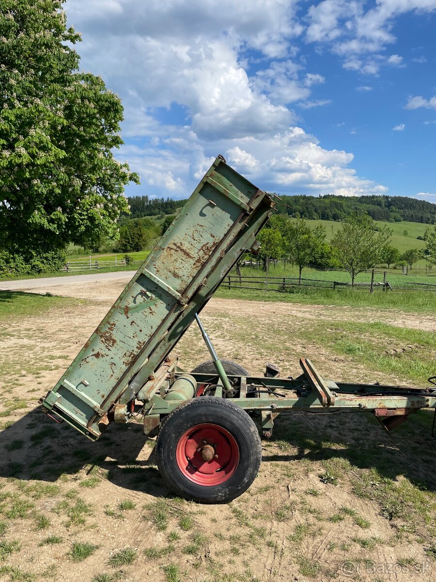 Vyklapacia vlecka - 7