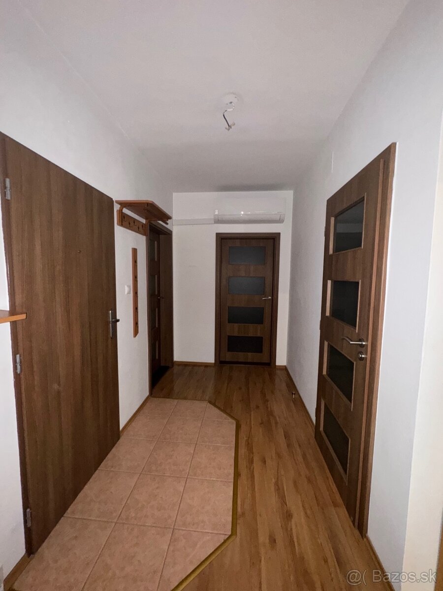 3 izb byt na prenájom v centre mesta - 7