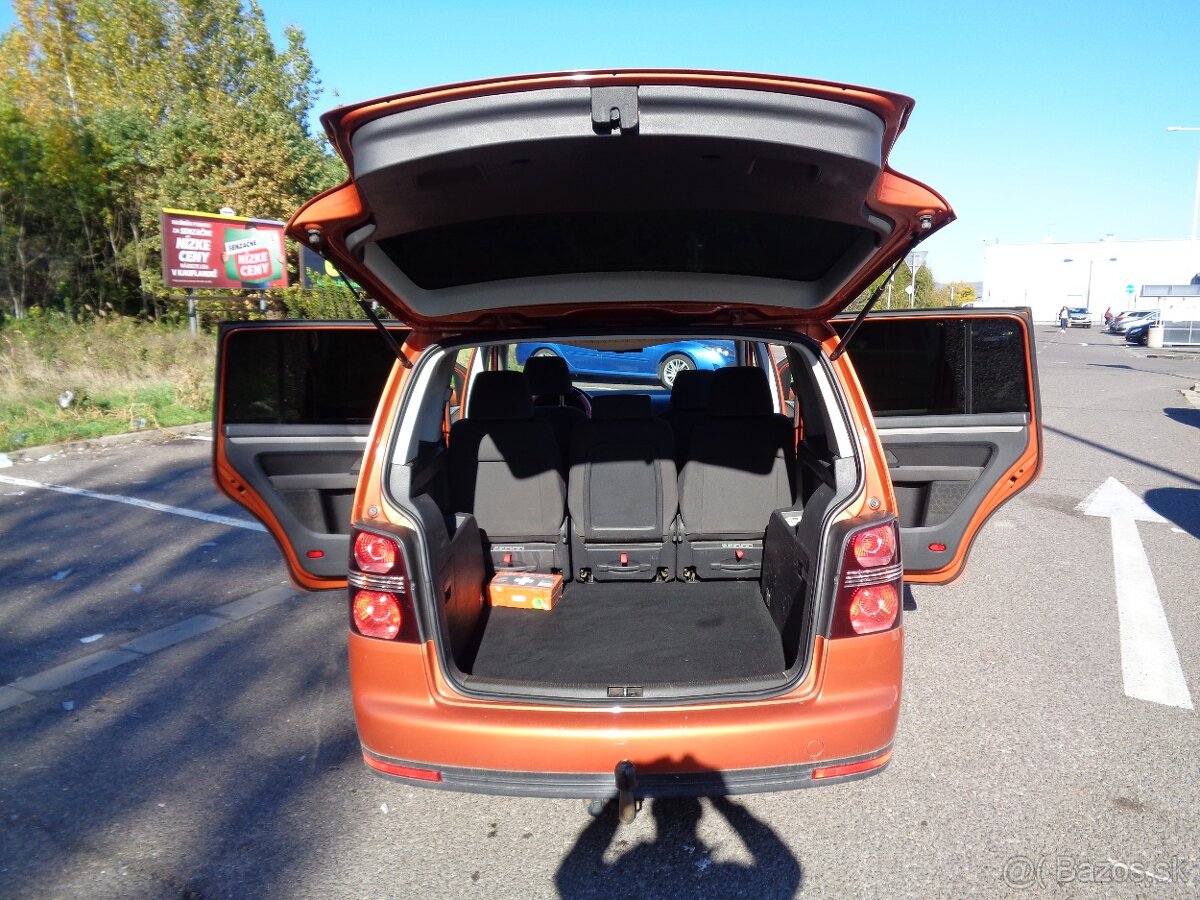 Volkswagen Touran 14.TSI Trend - 7