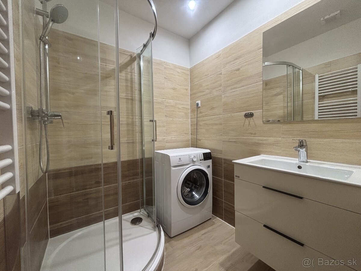 NA PRENÁJOM, KRÁSNY 2 I BYT S BALKÓNOM, POPRAD - 7