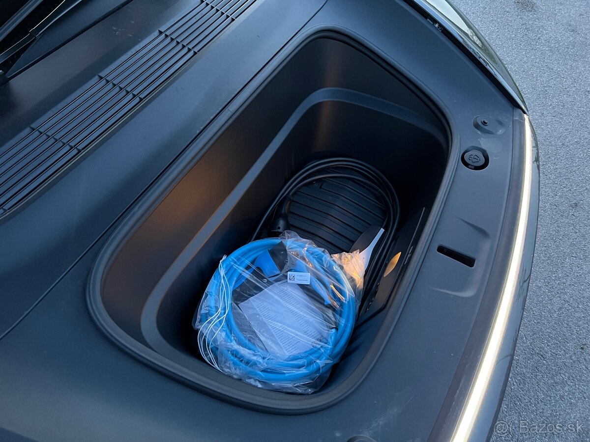 TESLA MODEL Y PREMIUM LONG RANGE ALL-WHEEL DRIVE - 7