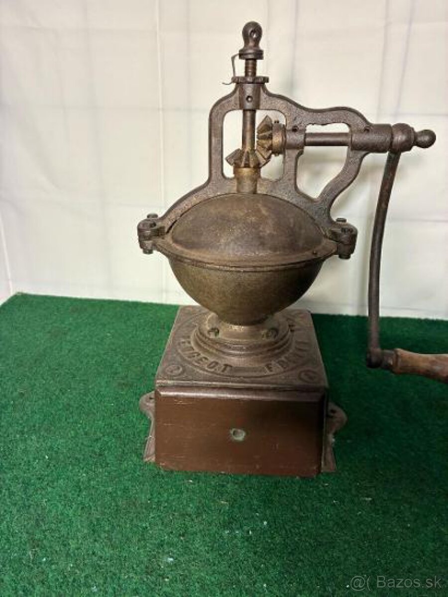 Starožitný mlynček peugeot - 7