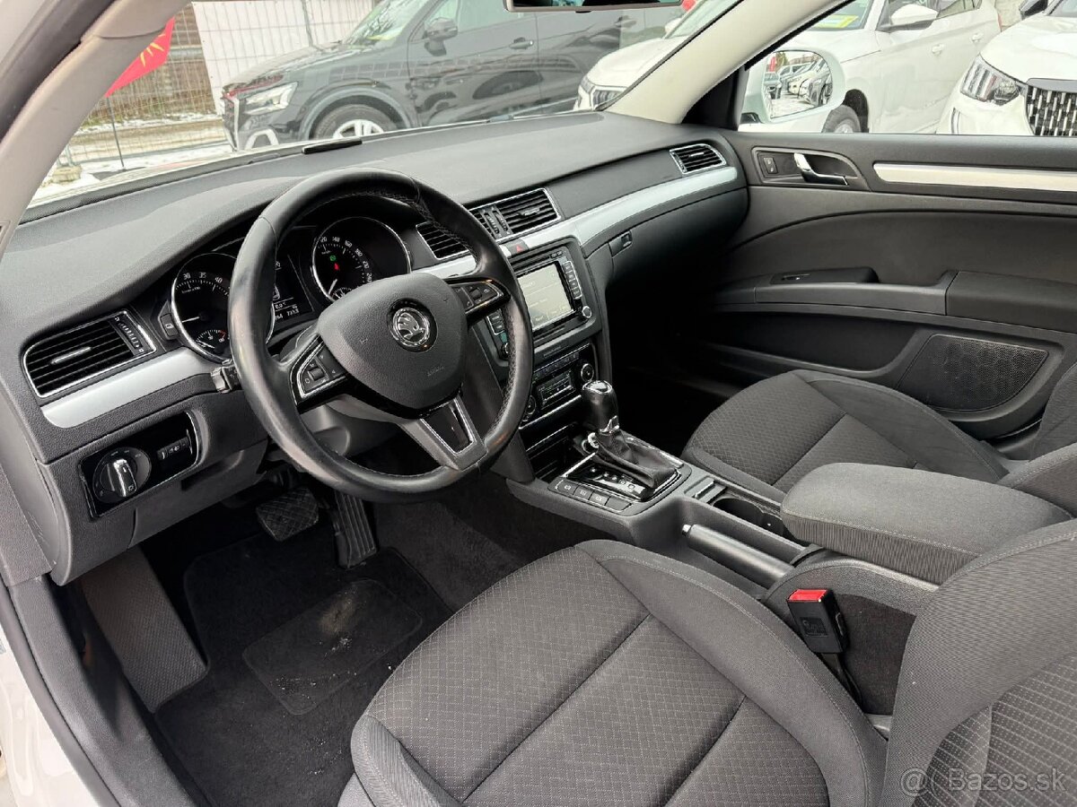 Škoda Superb Combi 2.0 TDI CR 140k Elegance DSG - 7