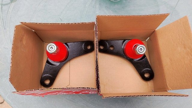 MINI COOPER set čapov a silenblokov na prednu nápravu - 7