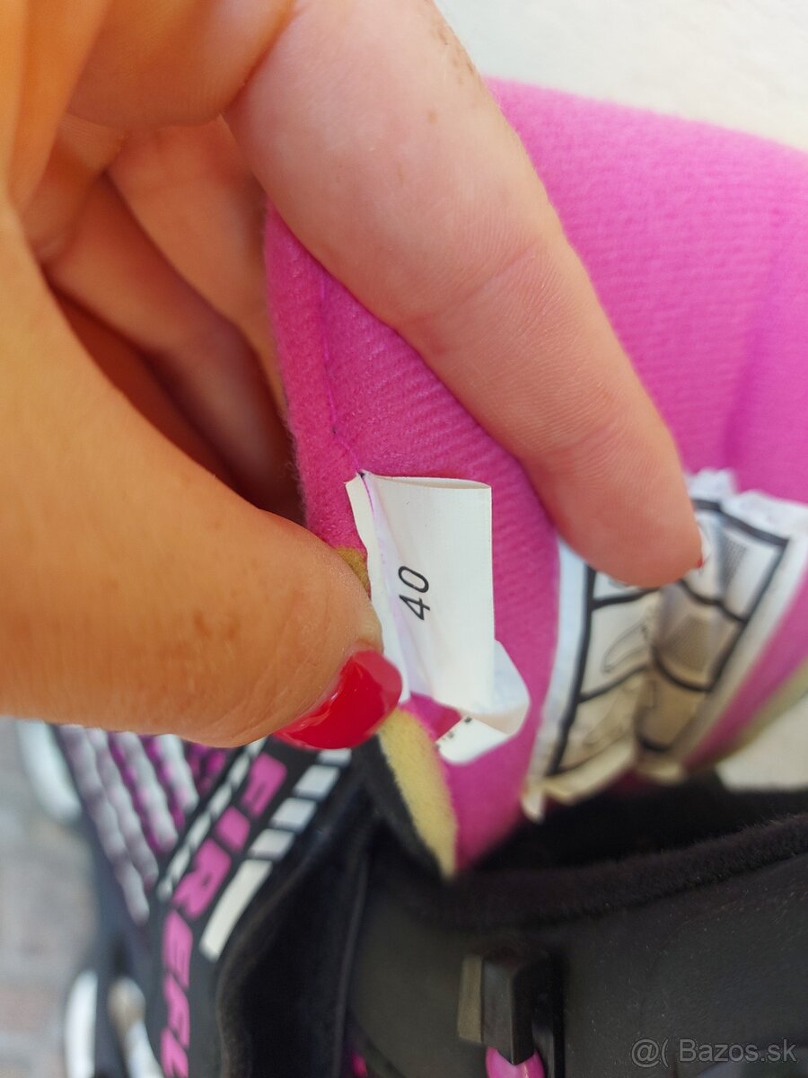 Kolieskové korčule - 7