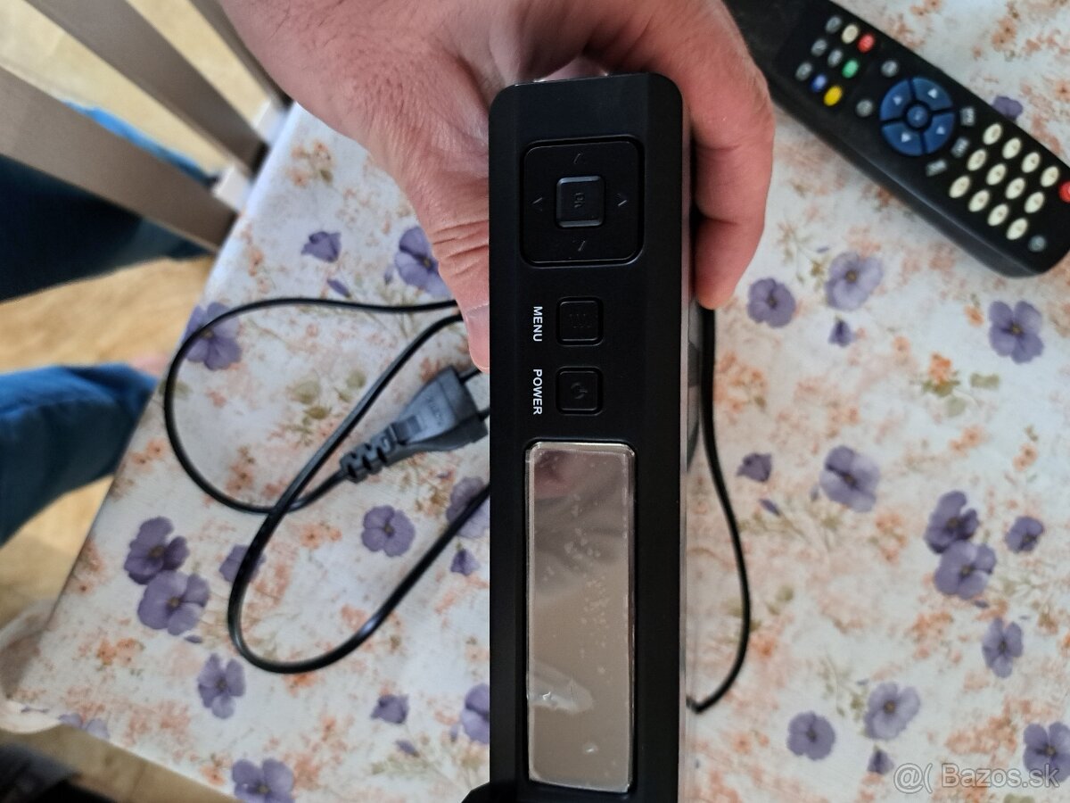 Set top box Orton 4060CX Plus a Amiko HD 8150 - 7