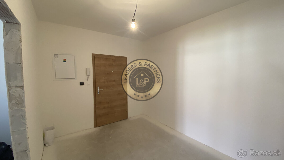 NA PREDAJ: 2-izbový HOLOBYT na kľúč ideálny pre Airbnb - 7