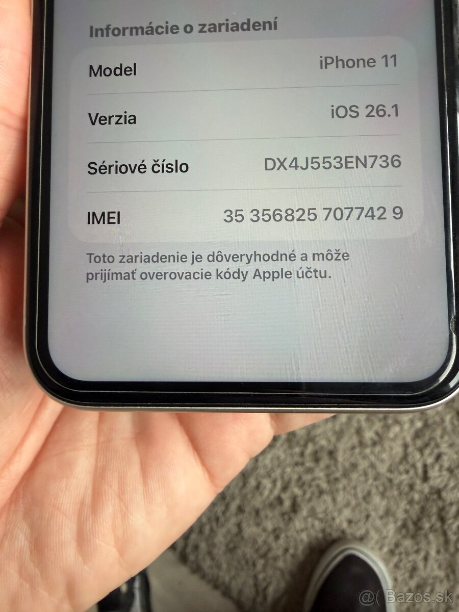 Predám iPhone 11 64gb - 7