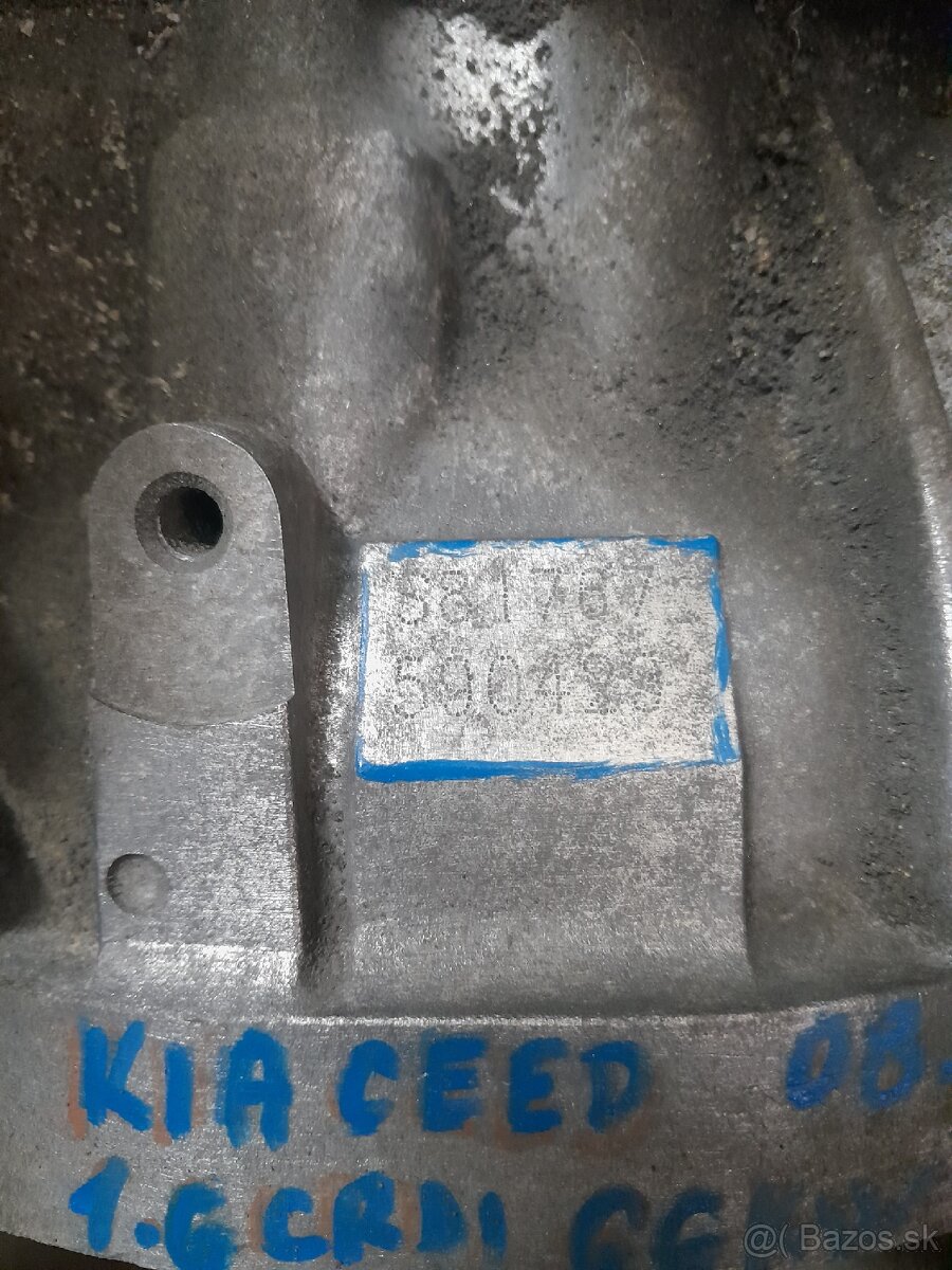 Rozpredam Kia CEED 1.6crdi - 7