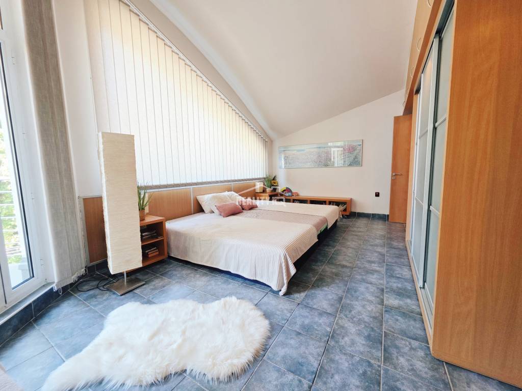 Exkluzívne na predaj 5-izbový byt 150 m2, Rajecké Teplice - - 7