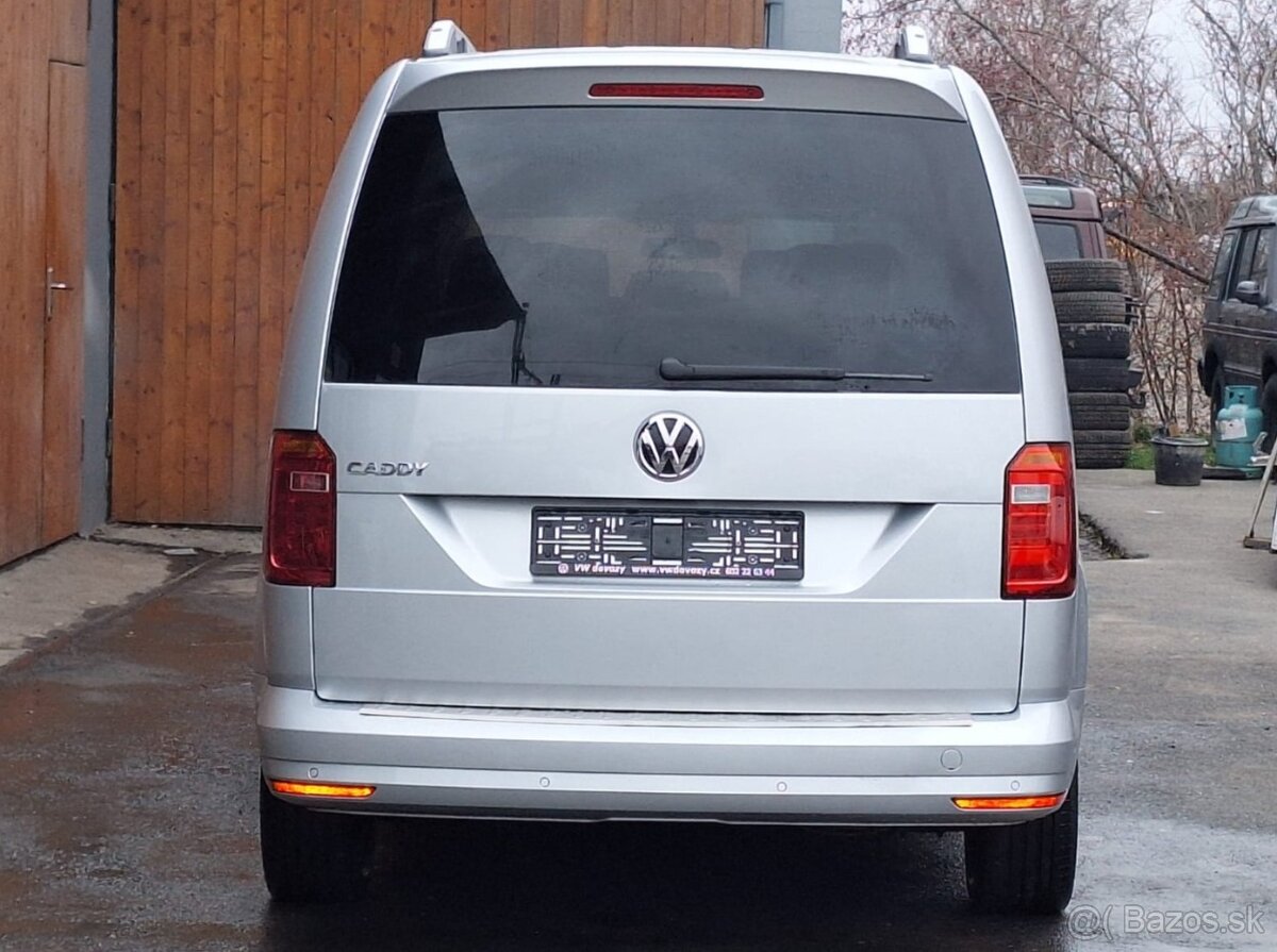 VOLKSWAGEN CADDY MAXI 2,0TDi DSG 7míst HIGHLINE - 7