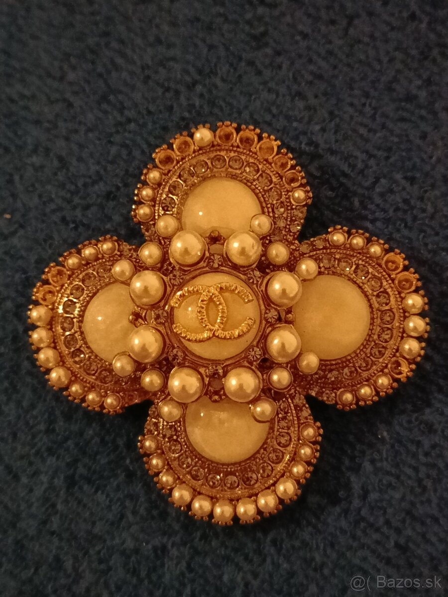 Stará brošňa Chanel - 7