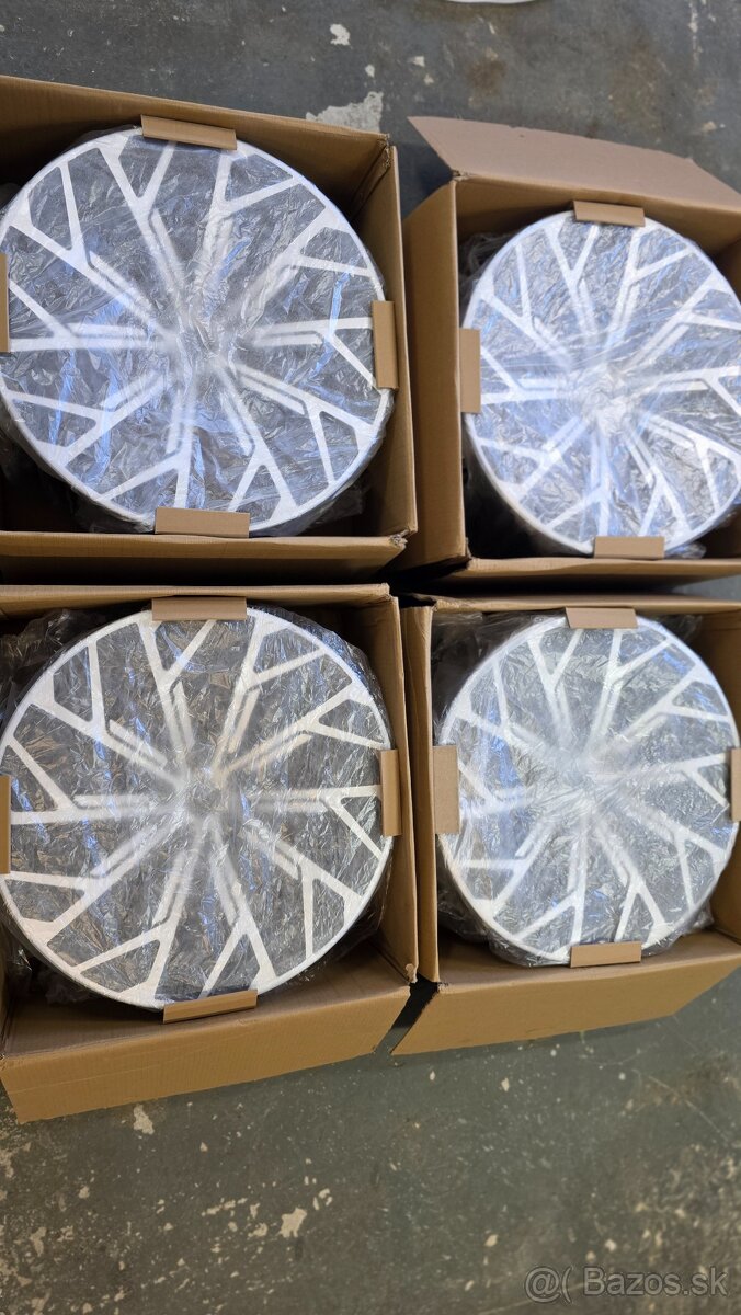 Predám 4ks nejazdené 21" disky na Audi - 7