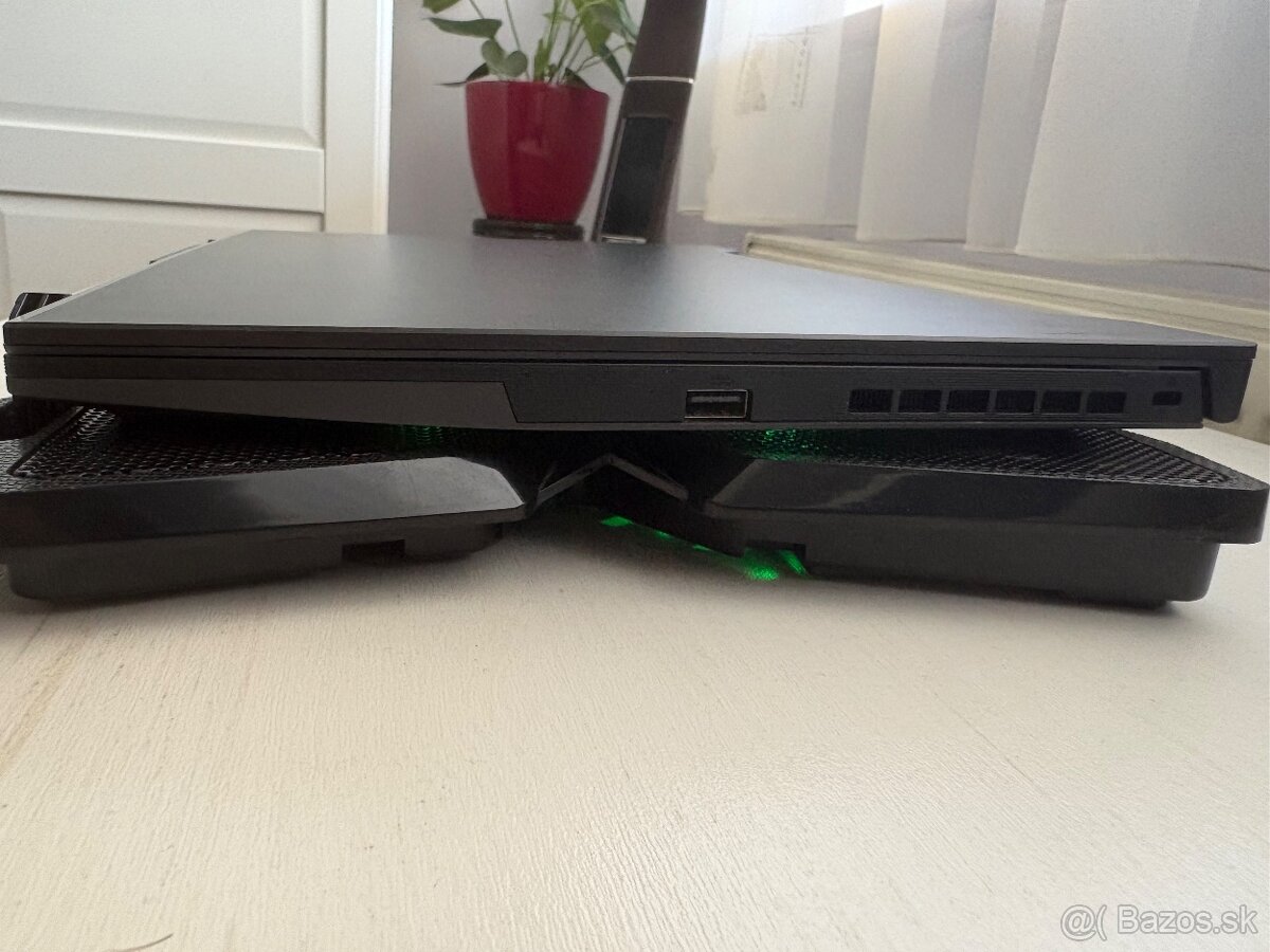 ASUS TUF Dash F15 - 7