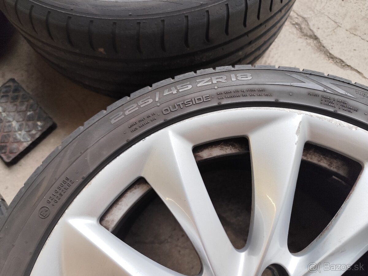 BMW sada alu+pneu 225/45 18" - 7