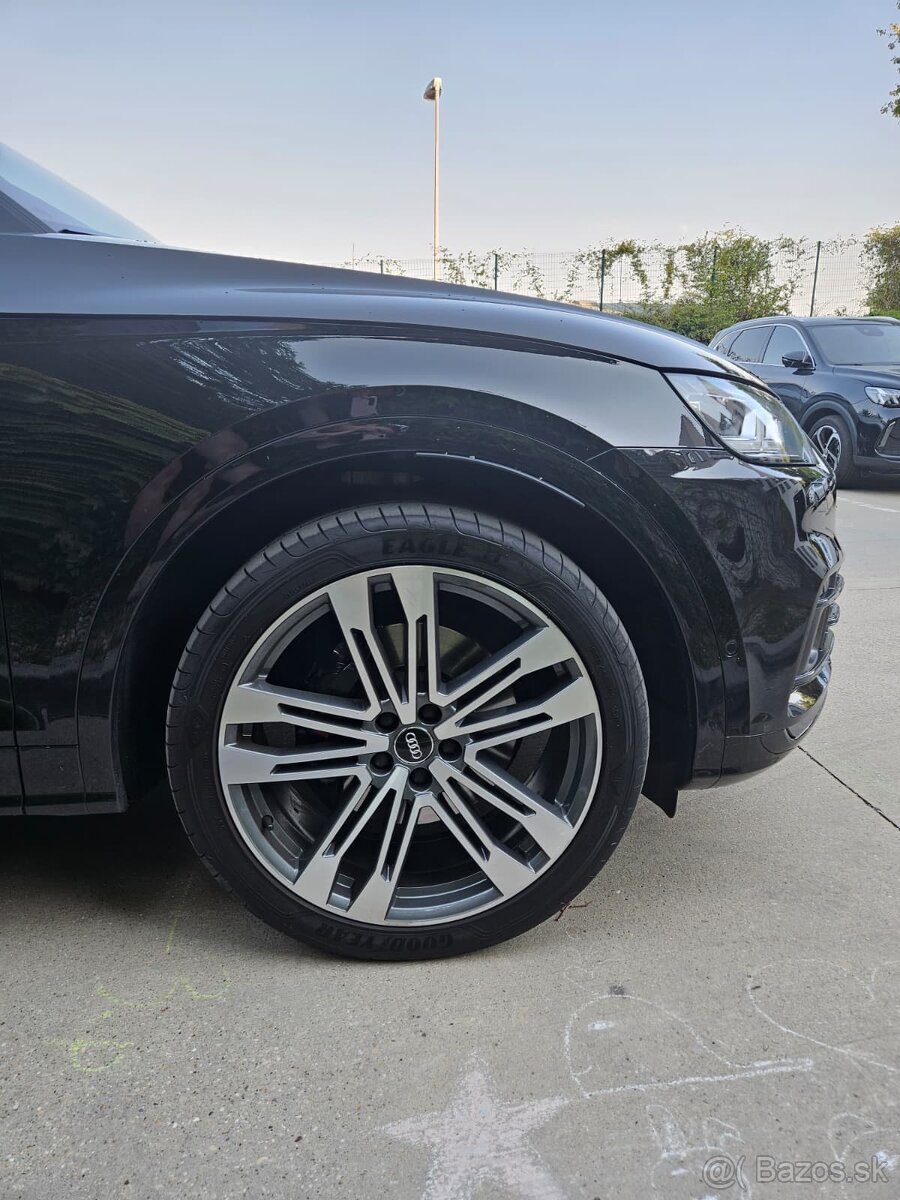 Audi SQ5 (2018) - Tiptronic;B&O; Matrix LED; Panormaticka - 7