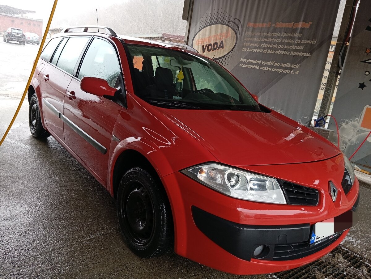 Predám Renault Megane 2 .1,4 72kw benzin - 7